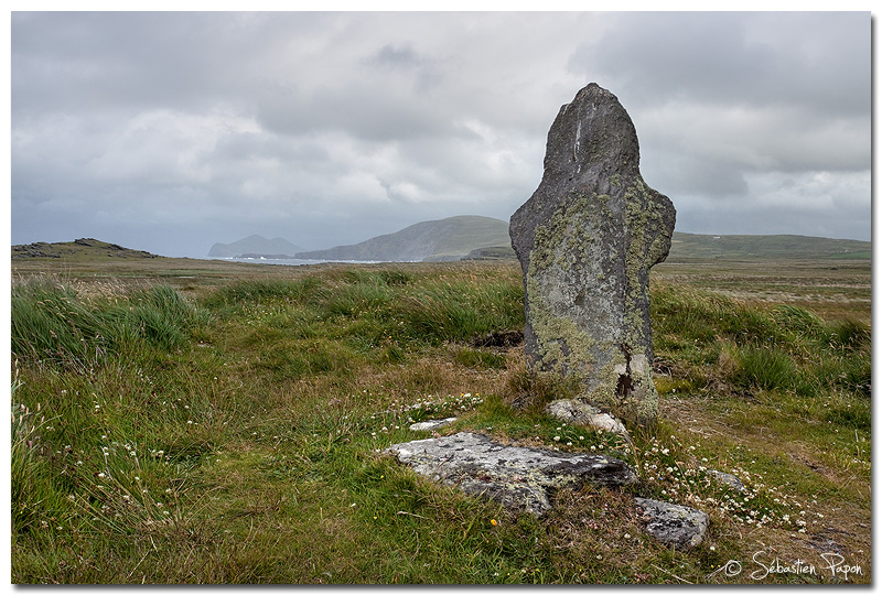 Cross of nowhere