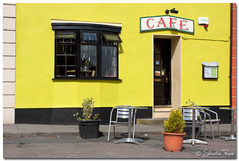 Yellow Café